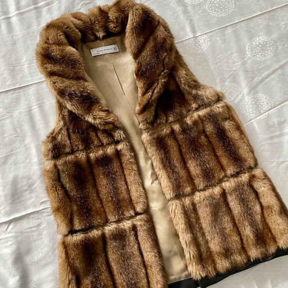 Vintage Zara Woman Faux Mink Fur Vest with Faux Leather Trim - Picture 12 of 15